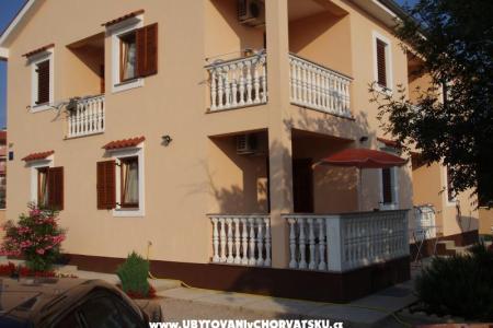 Appartements Josip - Malinska, Krk île Krk Croatie
