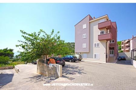 Cezar Appartement Makarska Croatie