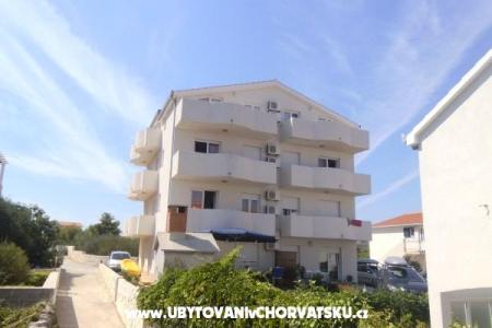 Appartements Erceg Marina - Trogir Croatie