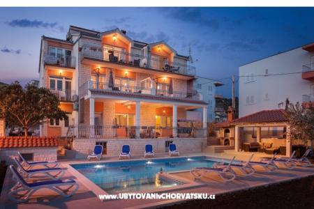  Villa s bazenom  SB Matijas Marina - Trogir Croatie