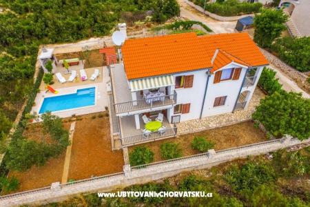 Appartements Vila Nena avec piscine foto 2