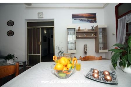 Appartements A.Jelovčić foto 2