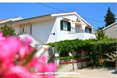 Appartements Julija île Murter Croatie