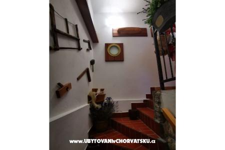 Stara kamena kuca - Appartement Andrij foto 3