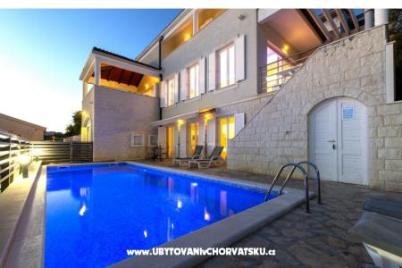 Appartements Ivan i Ian  – Omis Croatie