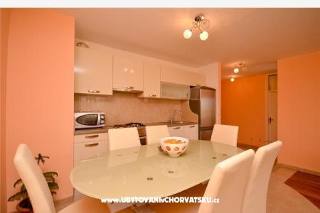 Appartement Tina foto 4