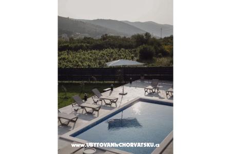 Holiday Maison Anima Omis Croatie