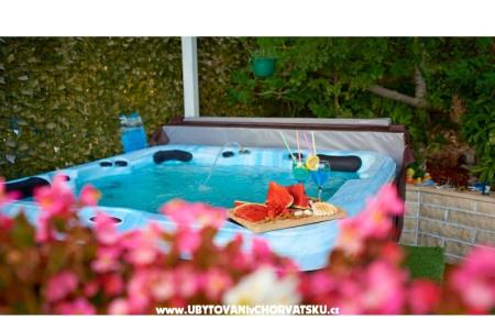 Vinkovi dvori foto 2