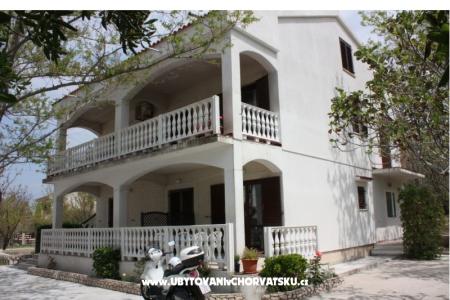 Appartements Perla Pag Discount foto 3