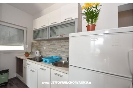VAL Appartements St. Novalja foto 4