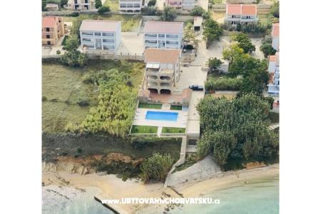 Pool Appartement Antonia île Pag Croatie