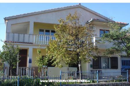 Appartements Ćićo Starigrad Paklenica Croatie