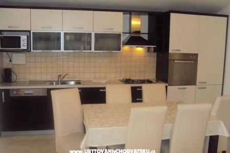 Appartement Lovre foto 2