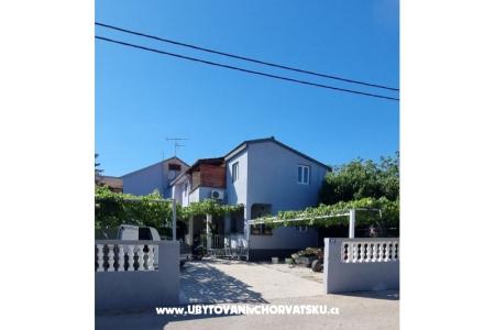 Appartements Anka Pakostane Croatie