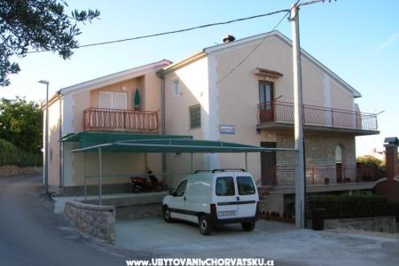 Appartements Milan Dragutin Čudina Pakostane Croatie