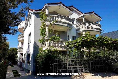 Appartements Ivišić Pakostane Croatie