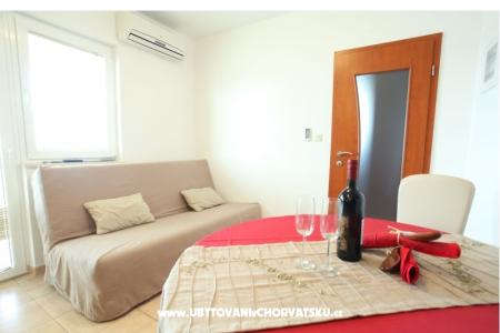 Pakoštane Appartements Di-Ana foto 2