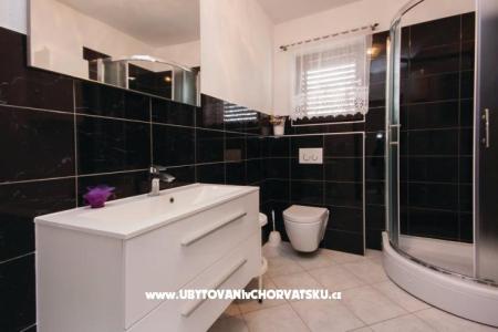 Appartements Andrijana Pirovac foto 4