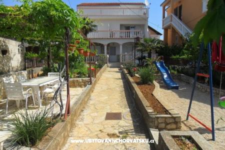 Appartements Čubrić Pirovac Croatie