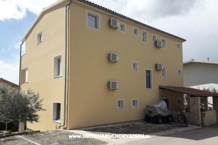 Appartements Erak Pirovac Croatie