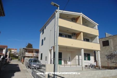 Appartements Four Seasons - Pirovac foto 2