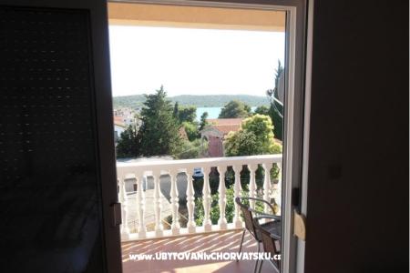 Appartements More Pirovac Croatie