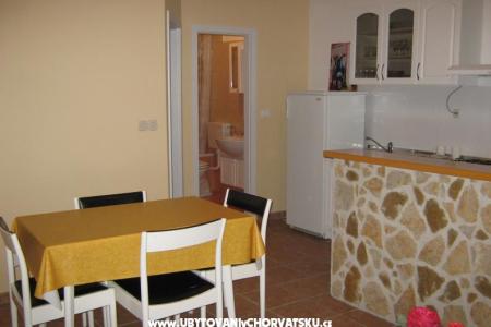 Appartement Sumić foto 5