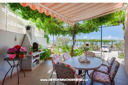 Appartements MARINA - Villa NEDIKA Podgora Croatie