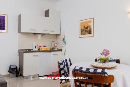 Appartements Knezovic foto 3