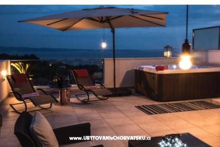 Bubbles Luxury Penthouse with jacuz foto 5