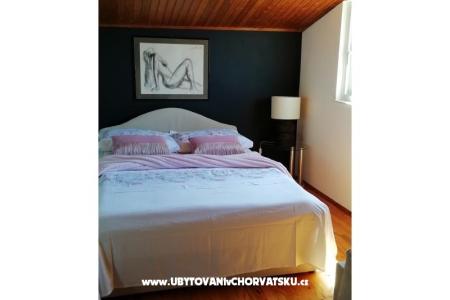 G- attic apartman foto 3