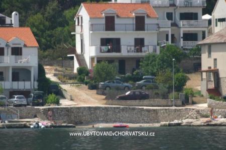 Appartements Šparadići Primosten Croatie