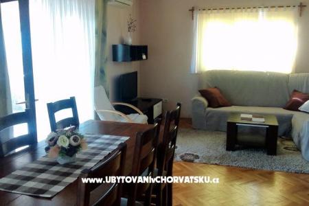 Appartement Ema foto 5