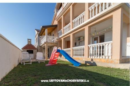 Apartmani Divino foto 4