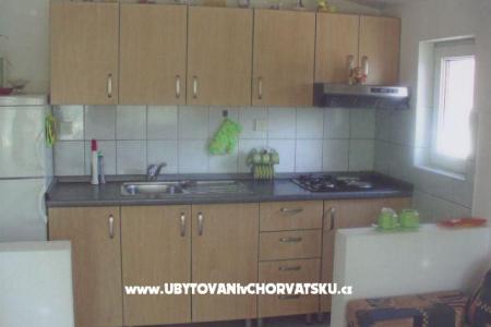 APARTMANI LANA foto 2