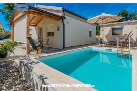 Holiday house Elena – Privlaka Croatie