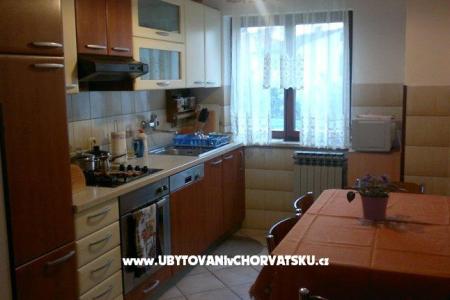 Appartement Nives foto 4