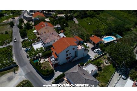 Appartements Gvačić île Rab Croatie