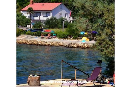 Appartements uvala Vardoža île Rab Croatie