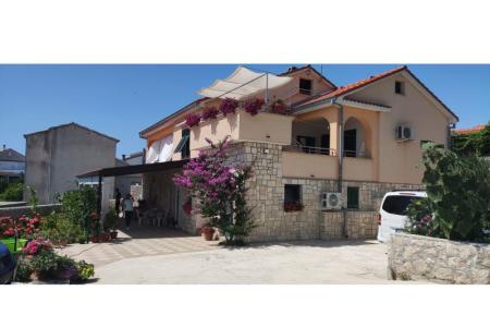 Appartement Lemi Ražanac Croatie