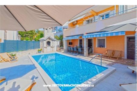 Villa Bobanac with heated pool – Rogoznica Croatie