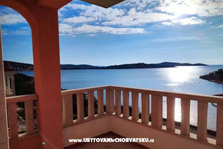 Maison Magdalena Kanica – Rogoznica Croatie