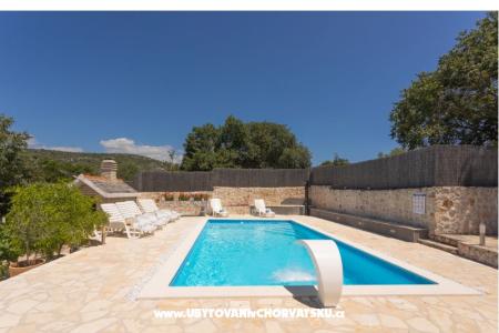 Kamene kuće Nikola foto 4