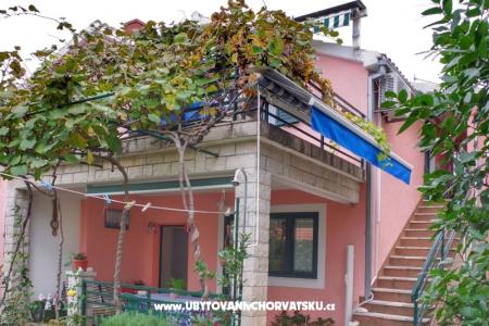 Appartements Nives foto 2