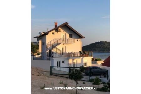 Appartements Ruža Rogoznica Croatie