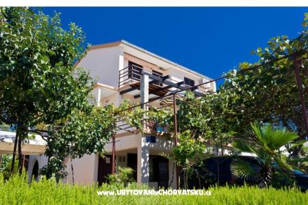 Appartments Viktor Rogoznica Croatie