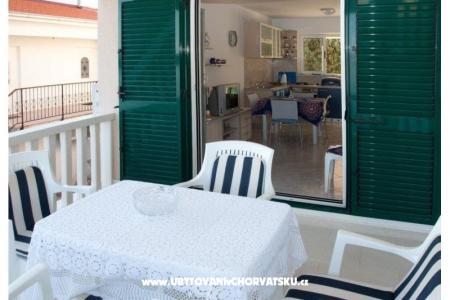 Beach apartments Rogoznica foto 2