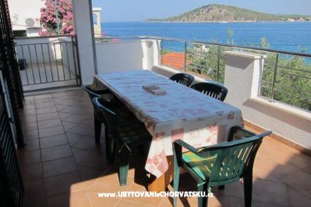 Mezaroca Appartements Rogoznica Croatie