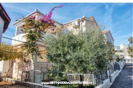 Appartements Mira Rogoznica Croatie