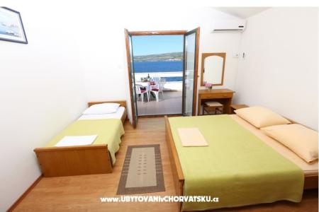 Vinka apartments DIREKT NA PLAŽI foto 2